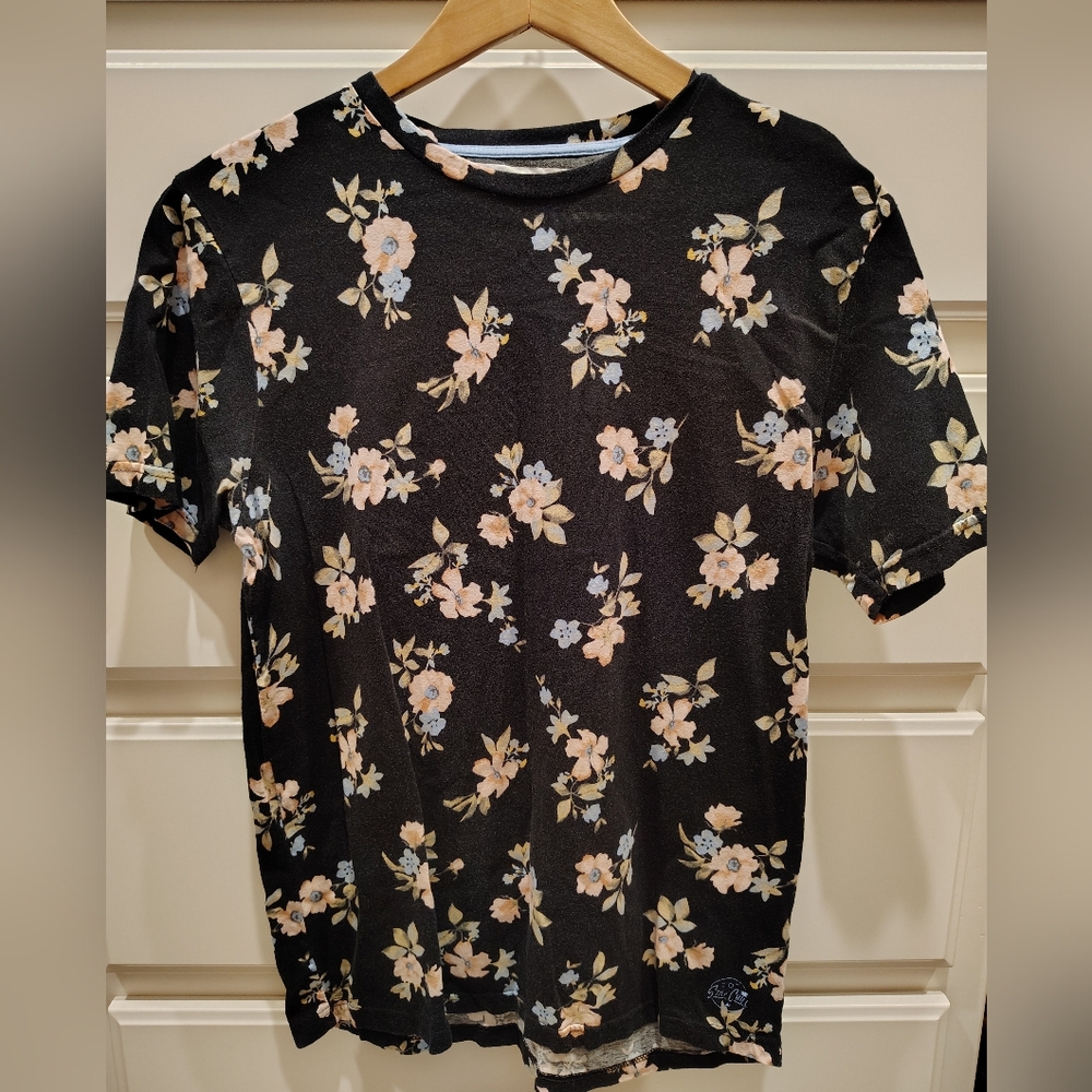Paper and Denim Floral Black T-Shirt